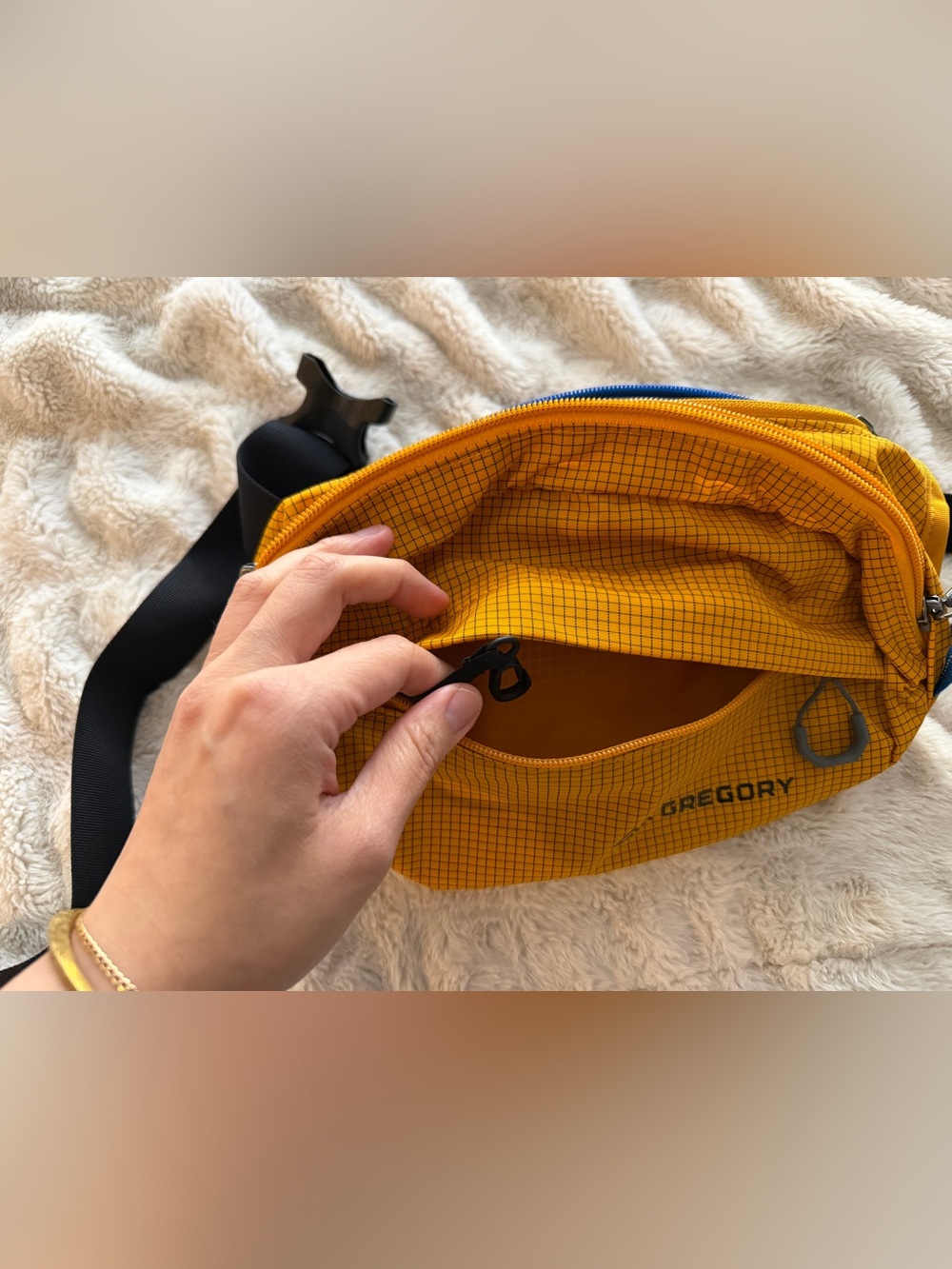 Gregory Yellow Grid Ripstop Waist Bag with Adjustable Black Strap - Picture 5 of 8